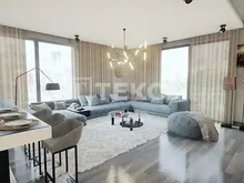 安塔利亚老城带泳池的综合大楼内的公寓