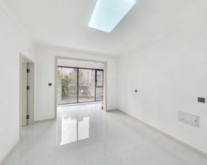 楼间距大 户型没有浪费面积 全明户型