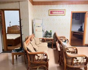 孝思房小区3室2厅1卫南朝向105.0万元/套出售