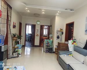 南北通透阳光家园3室2厅精装修