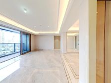 刚交付的新房子啊.房开有精装修.房源多套诚心出售