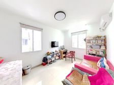 下吕浦一区三楼边间68平 不占 看房方便满二