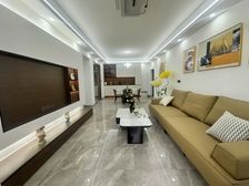 滨江 月珑湾 全新精装三房 无住过望小区园林 可拎包入住