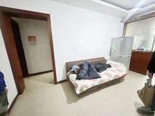 荷花坑附近一层72平米46万,有本诚心出售,随时看房