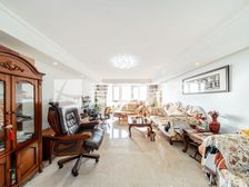 奥森公园西门 观景奥森复式五居室 上下两层 价格可谈 配套齐