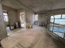 八桂绿城F区 户型方正 东西向 带大花园 毛坯 直降100万