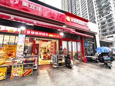 钟家村晓学门口 小区出入口 背后有窗户 4000户入住90%