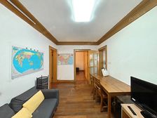 电梯两房,双南户型,平层入户,不遮挡