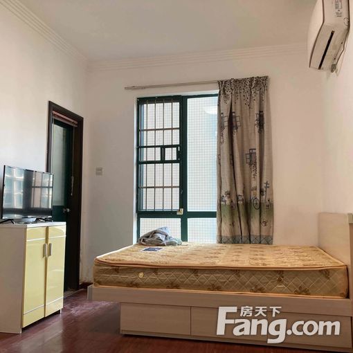 新上租盘 价格可谈 金碧世纪花园 1 房 24 方