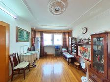 兴荣苑大三房二厅一卫(房源爱家独有)2000年的房龄,近轨交