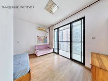 奥体旁,一室一厅,户型方正,装修保养好,可拎包入住