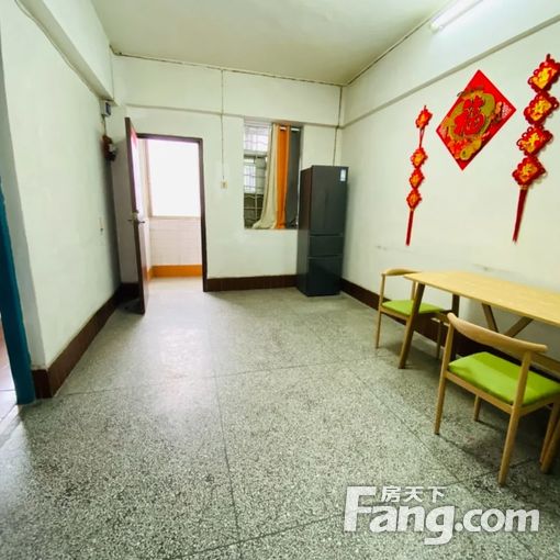 新上租盘 价格可谈 共和西横街 2 房 55 方