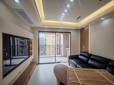 璧山区 黛山道8号 三房 65.6万