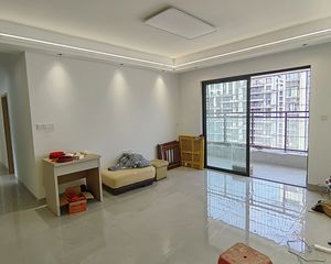南宁北投荷院4房2厅精装未入住