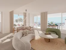 太阳海岸埃斯特波纳(Estepona)带社区游泳池的公寓
