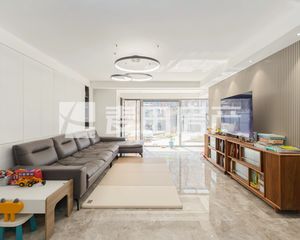 南北通透涧桥泊屋3室2厅精装修