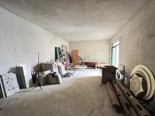 花卉公园生活区4房2厅81万