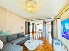 紫竹新上三室 ,23号线 ,瑞金医院旁,视野开阔 ,采光好。