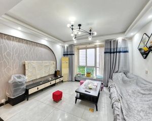 翡翠庄园 3室2厅 南 北
