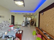 桂雅路小学和三中,6号线地铁口,电梯4房中间楼层
