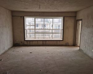 恒大苹果园东方诗韵毛坯没住过