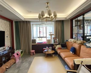 世嘉和苑3室2厅2卫南朝向280.0万元/套出售