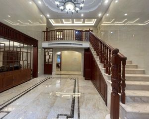 名都苑 4房3厅375万