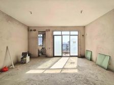 双凤凰 诚丰怡园 206平顶楼复式全新毛坯 价格可谈