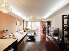 必看!价可谈!中间层南北三居!不临街!户型方正!采光好!东城