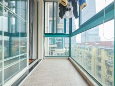 地铁口边套全明,新普陀+梅陇三房两卫,电梯中间层采光好视野好