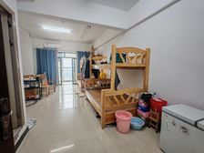 富宁大厦电梯中层,采光极好,三房面积可做两套独立分开一套两房一套一房