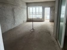 恒大苹果园金色阳光毛坯三房户型方正有证