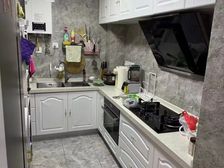 SM广场旁 电梯房 精装修 婚房 设施齐全 提包入住 11楼