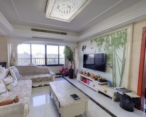 格兰晴天3室2厅1卫南北朝向165.0万元/套出售