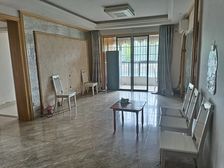 荣和山水绿城二期 3房2厅78万