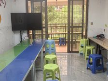龙光玖珑湖一期 4房2厅126万