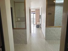 颐华居 3房2厅68万