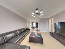 高新路万达天樾 147.85平4居 两题两户 可按揭产权清晰