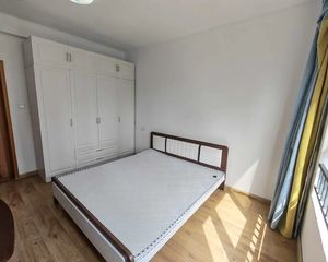 保亿丽景英郡2室2厅1卫南朝向99.0万元/套出售