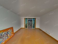 中山公园边上,大平层商品房,南北通透,采光无遮挡