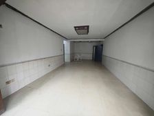 瑞士花园动物园一号线地铁口
