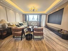 信托大厦,读天桃小学+二中,电梯4房2厅全新装修,近南湖公园