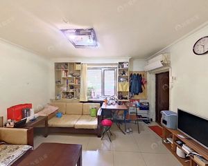 潘家园地铁10号线华威北里·一居室满五年公房