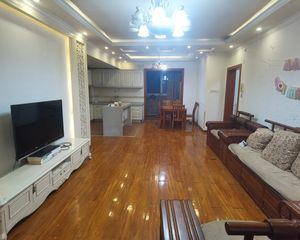 科苑小区 3房2厅116万