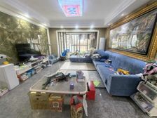 华凯逸悦二期 4房2厅157万