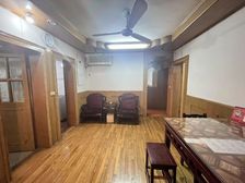 200出头买三房 业主诚意卖 店里有钥匙 随时可谈