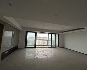 中国铁建花语江湾4室2厅2卫南朝向595.0万元/套出售
