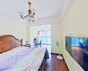 金沙湖御观邸 200%得房率 自住精装修中间层 大4房