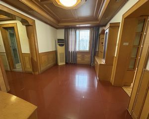 启文花园东区3室1厅1卫南朝向110.0万元/套出售