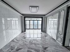 西建冠城世家 5房2厅93万